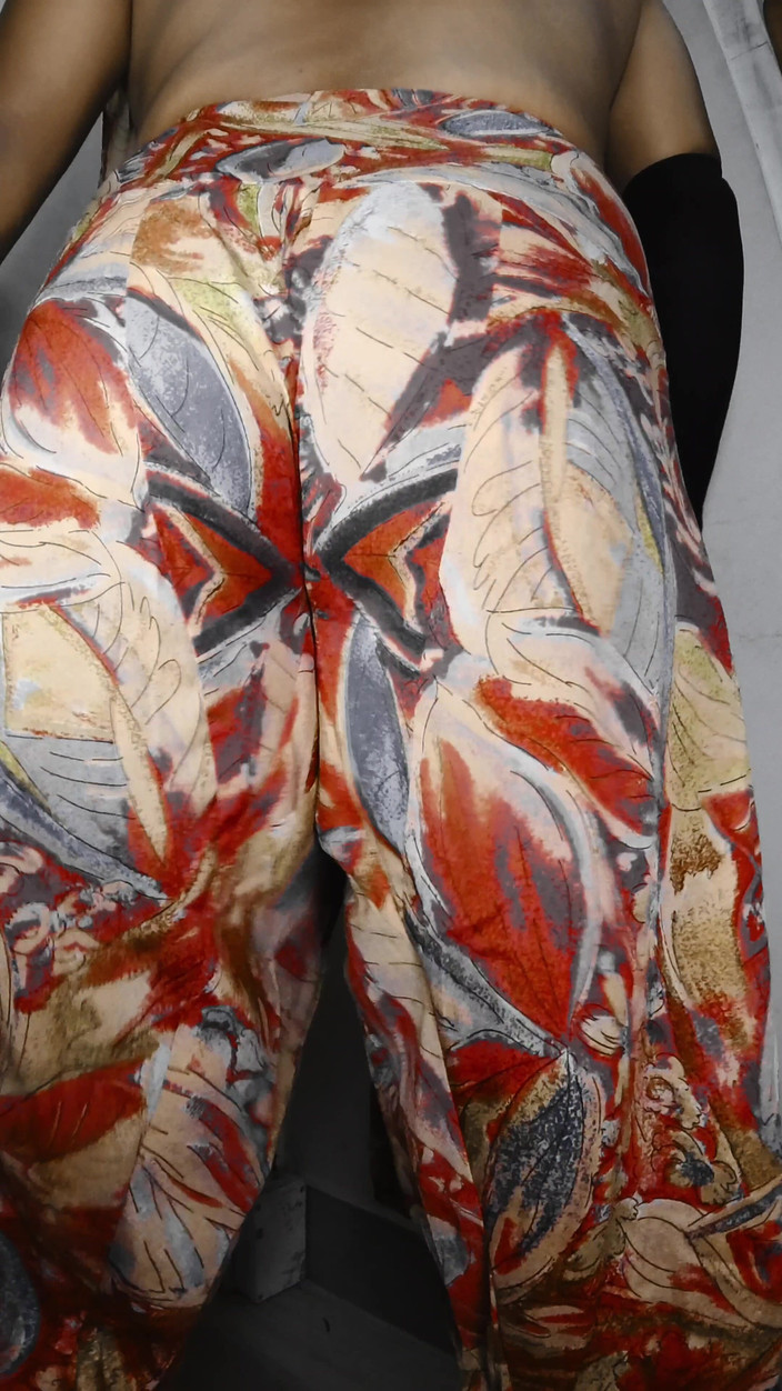 Bigdesidick2: Дези сисси тверкает