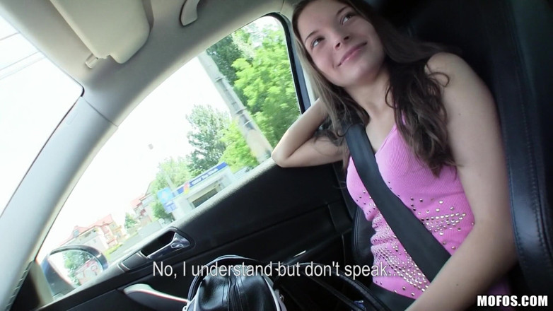 Stranded Teens: Stranded Teens - Zapletené jazyky se stopařem, Anita Berlusconi Miluje roadhead