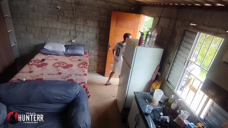 TheBlacKHunterr: Mi vecina trabajadora me dio un video 1