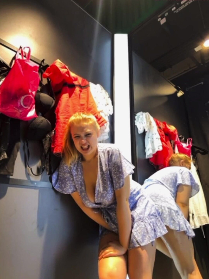 JuiceLussie: 미친 애널 시오후키