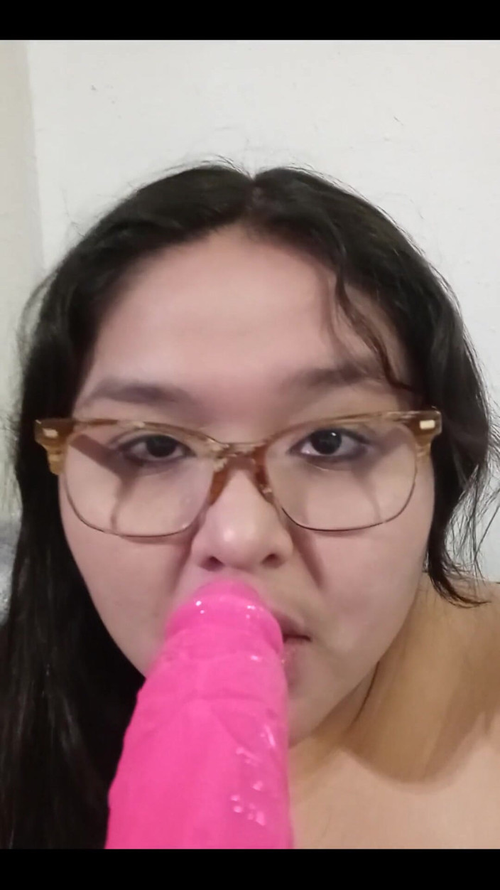 DeesDeepThroat: POV!! Its Just Me and That Yummy Hard Candy. Single...