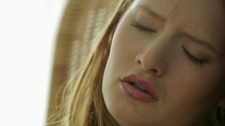 DaringPureXXX: Horny Girl Stimulates Her Vagina