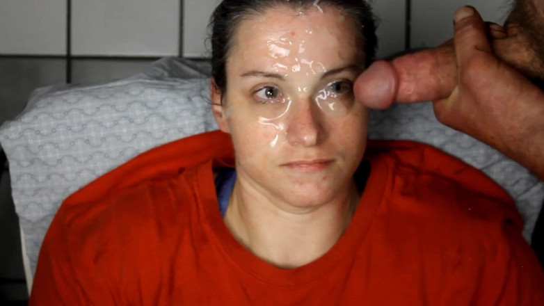 Dirty Dees: Homemade Amateur Cumslut Taking Loads to Her Pretty Face