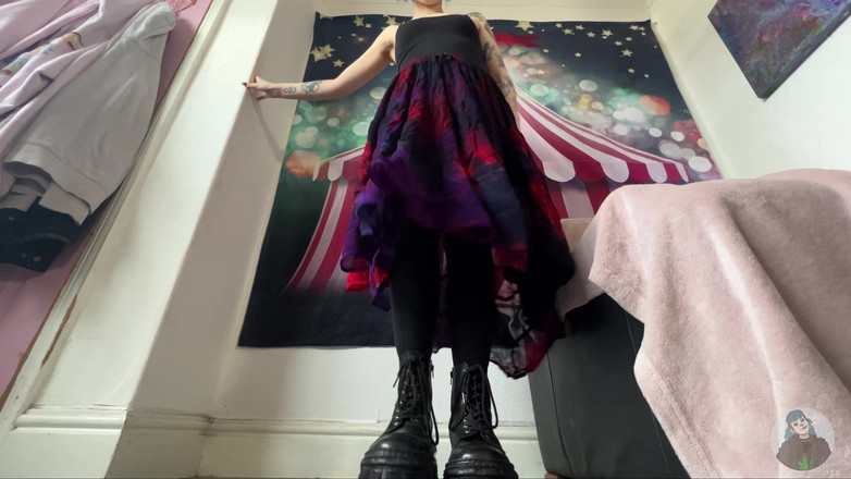 Alice Bean: Clowngirl Stompers