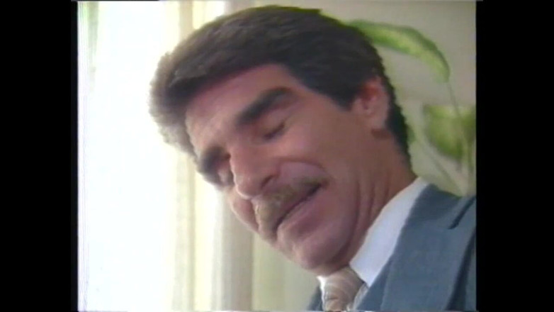 Vintage Usa: परफेक्ट बॉडी वाली सुंदर सेक्सी milf(चोदने लायक मम्मी) की बड़े विंटेज लंड द्वारा चुदाई और चूत पर वीर्य निकालना