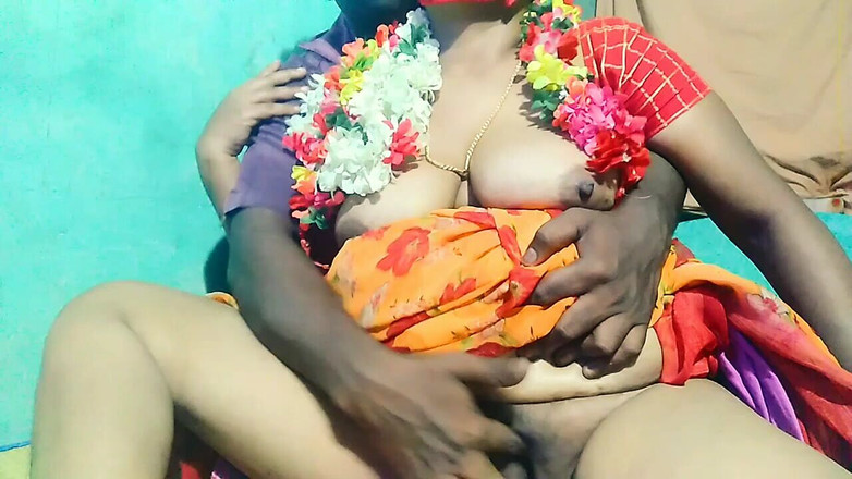 Priyanka314: Uimitoare țâțe de mătușă tamilă apăsând