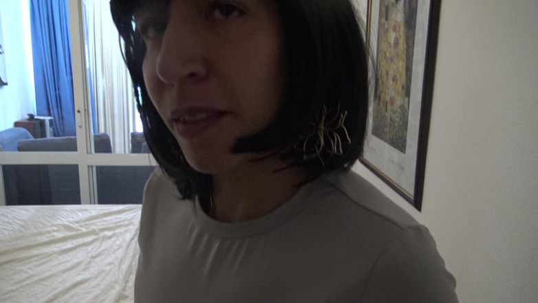 Stepmom Susan: 콜롬비아에서 가장 저렴한 매춘부와 섹스하는 발정난 미국 관광객