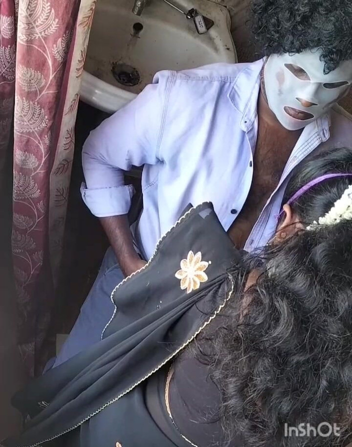 Funny couple porn studio: Tamilisches paar möpse lutschen, romantik