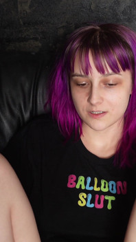 Alice Bean Orgasmus: Divná holka masturbuje