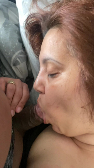 Denny160: Pijpen en op zijn hondjes mijn vrouw