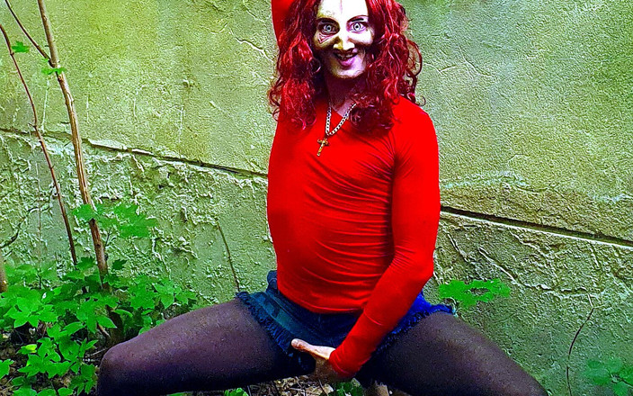 Demon Bitch: Người phụ nữ ma quỷ từ rừng yêu niềm vui...