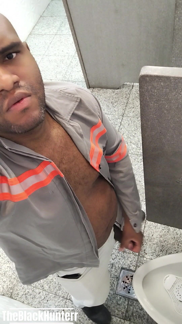 TheBlacKHunterr: Masturbarea la toaletă