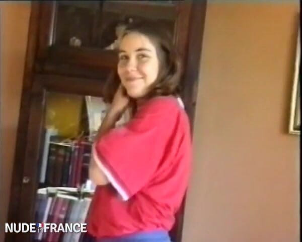 La France a Poil: Casting of a young hairy brunette banged and jizzed on...