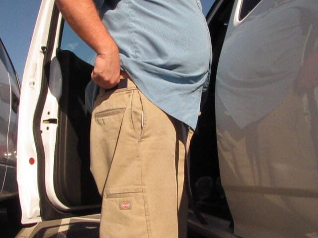 The porky pervert: Ejaculare în parcare 8