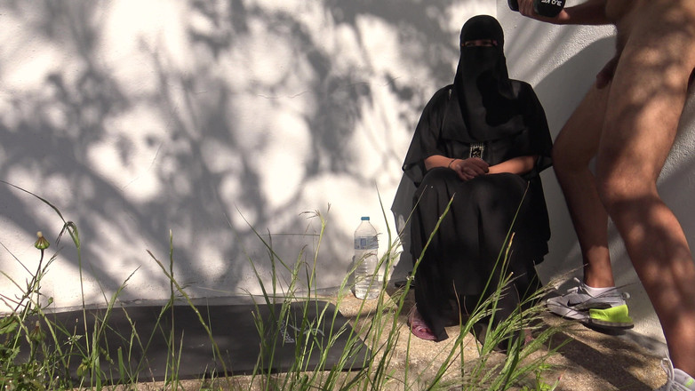 Souzan Halabi: La moglie curda riceve una enorme sborrata in faccia dal...