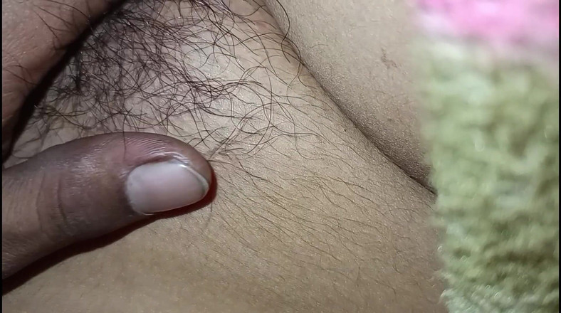 Raani16: 자누의 핑거링 여친 보지 더 이상 섹스하지 마