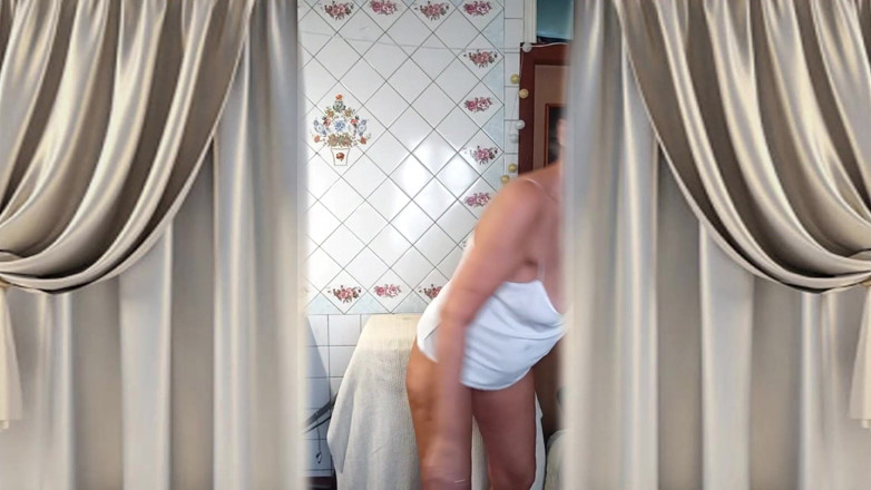 Lukerya: Hot Housewife Lukerya Teases with Her Hips and Feet in...
