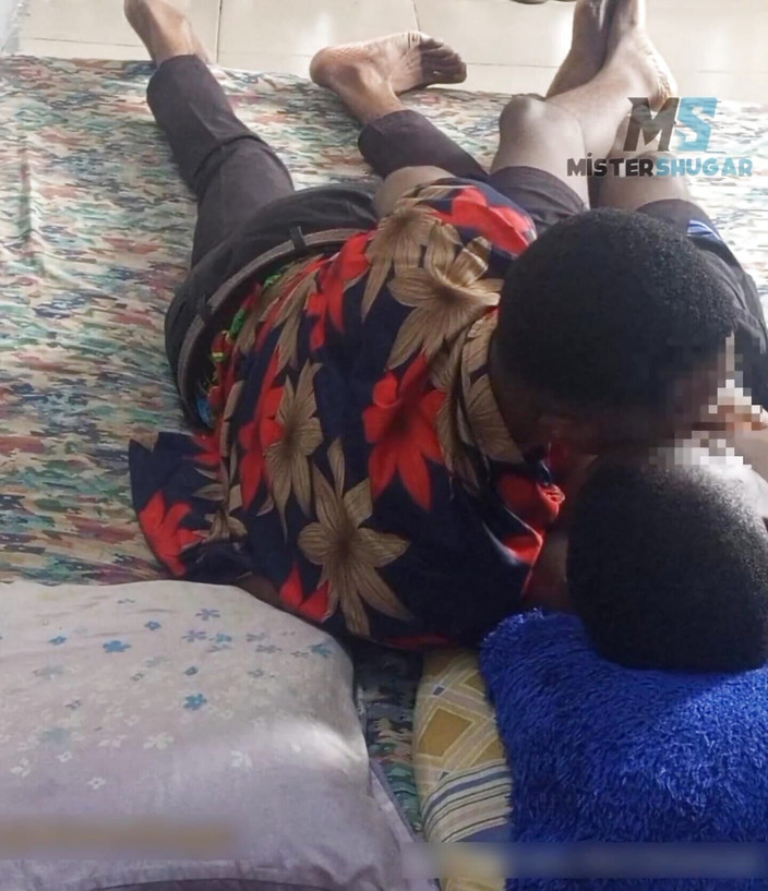 Mister Shugar: Paroháč s mým bikurózním nevlastním bratrem