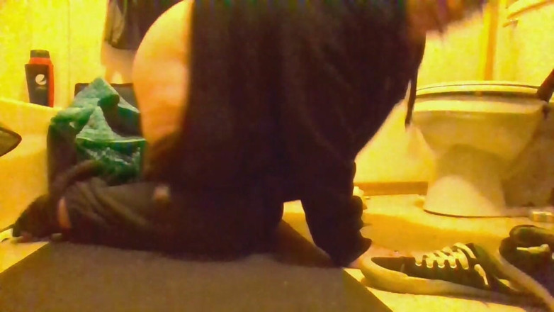 krazykristin: Amcık memelerini teşhir ediyor ve büyük götümü seviyor musun