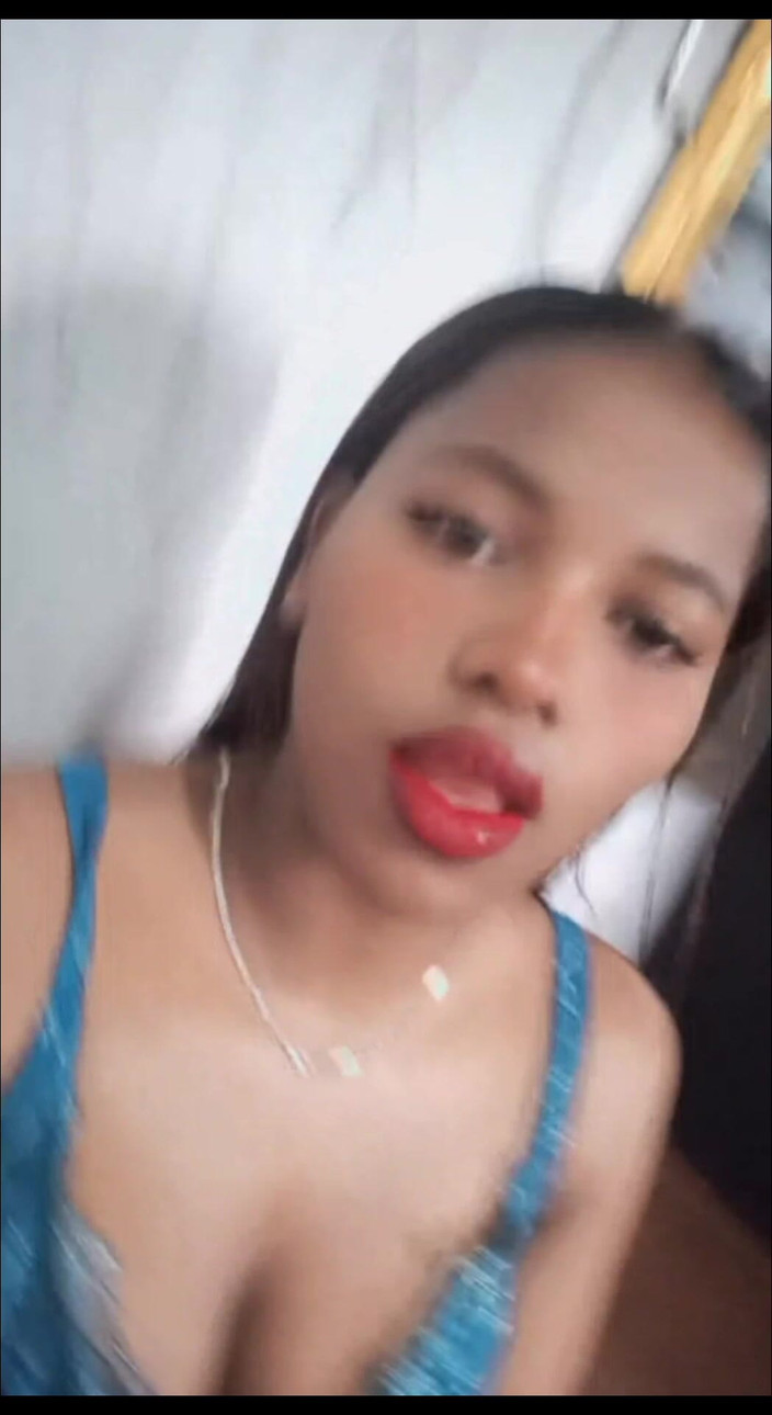 Minayi: Waar wacht je op om mijn officiële hot-content pagina te...