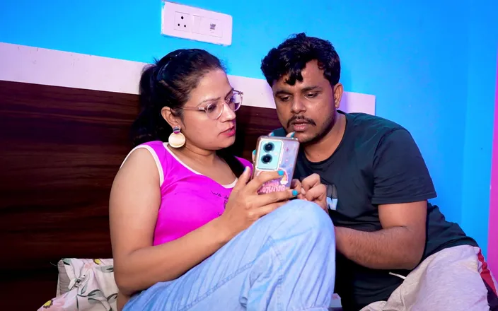 Pyasi Bhabhi Uncut: Step Brother Fucked His Sister in Hindi