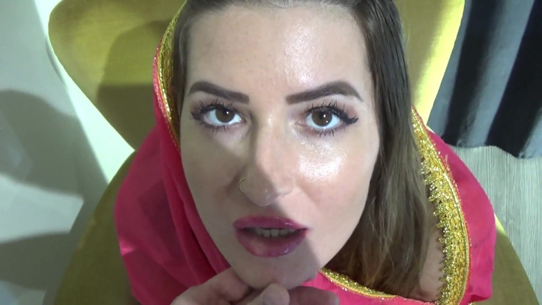 Amateur Homemade Porn: Turks schattig en sexy meisje geneukt door haar stiefbroer