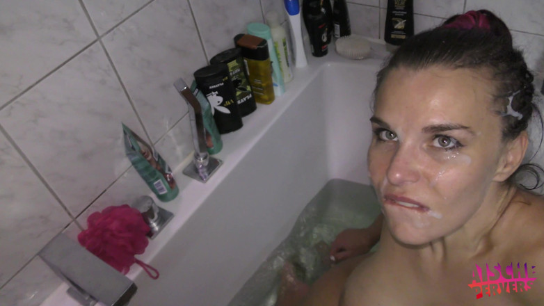 Aische Pervers: Gorgeous German babe tries to take a shower but gets...