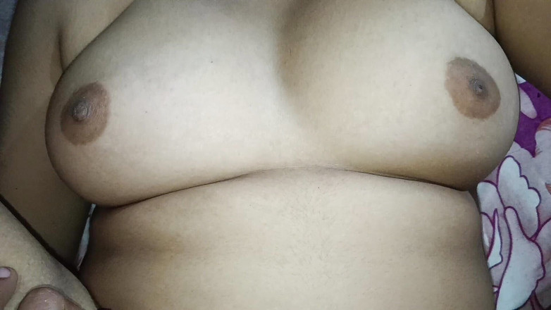 Suzy Pusy: 印度妻子与她的丈夫啪