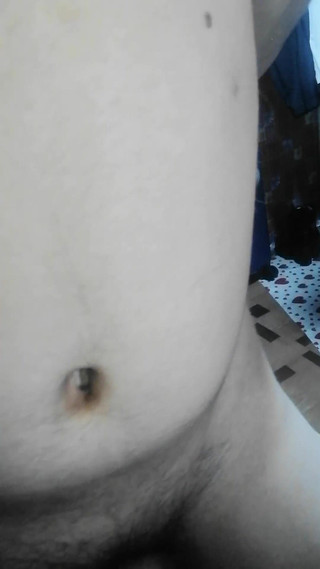 Reynaldo6: Neuk papa altijd hier in mijn kamer en neuk mij...