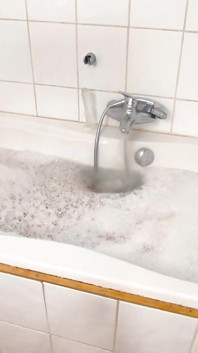 Smoke & jerk in my bathtub
