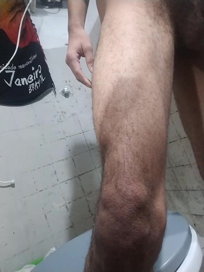 Virtual ToyBoy: Handjob in the Bathroom