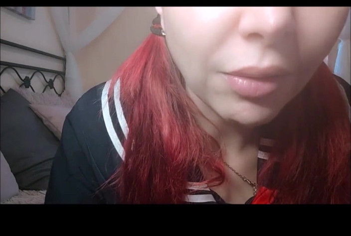 savannahamatoriale: 이 핫한 소녀들은 그녀의 스토마카슈를 도와줄 필요가 있어, 도와줄 수 있어?