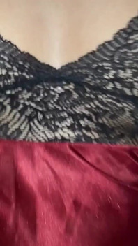 Une fille trompe son copain avec son meilleur ami