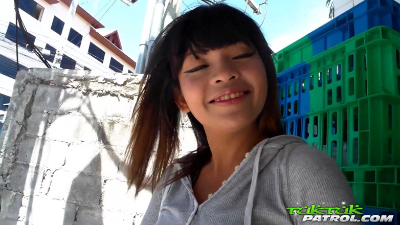Trike Patrol - Tuk Tuk Patrol: Lovely Asian deserved to cum hard