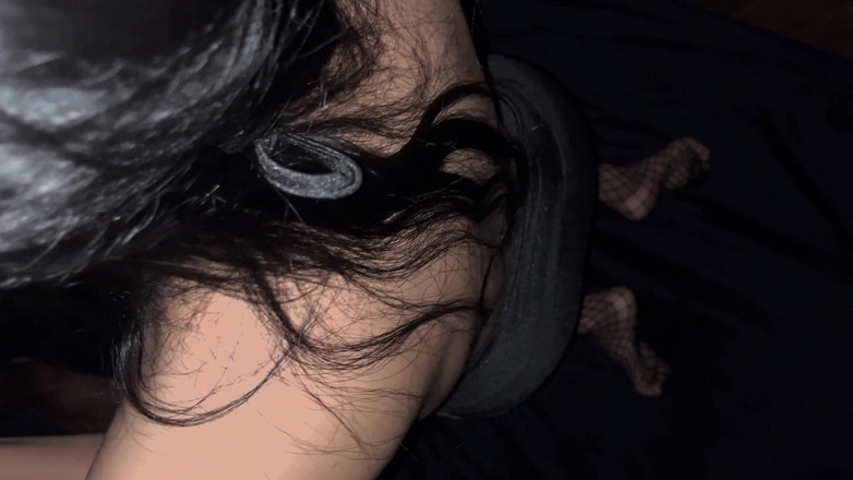 memewmbem: Elle essaye le hotwifing avec Bokep Indo, fille à gros nichons