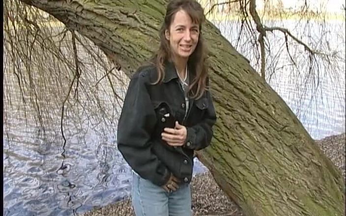 YOUR FIRST PORN: Sandra Gibt Heute Vollgas Mit Beiden Loecher - bugün Sandra her...