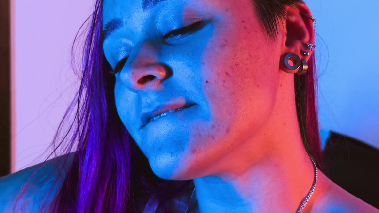 RafaUnicornio: Young Girl with Beautiful Feet Masturbating with a Unicorn Horn...