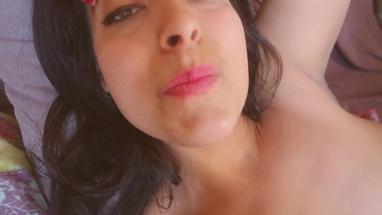 Luzyann: I come horny from university