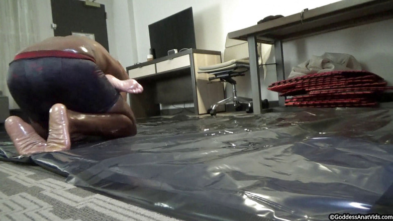 Goddess Anat Official: Anat vs Terry, oljebrottning