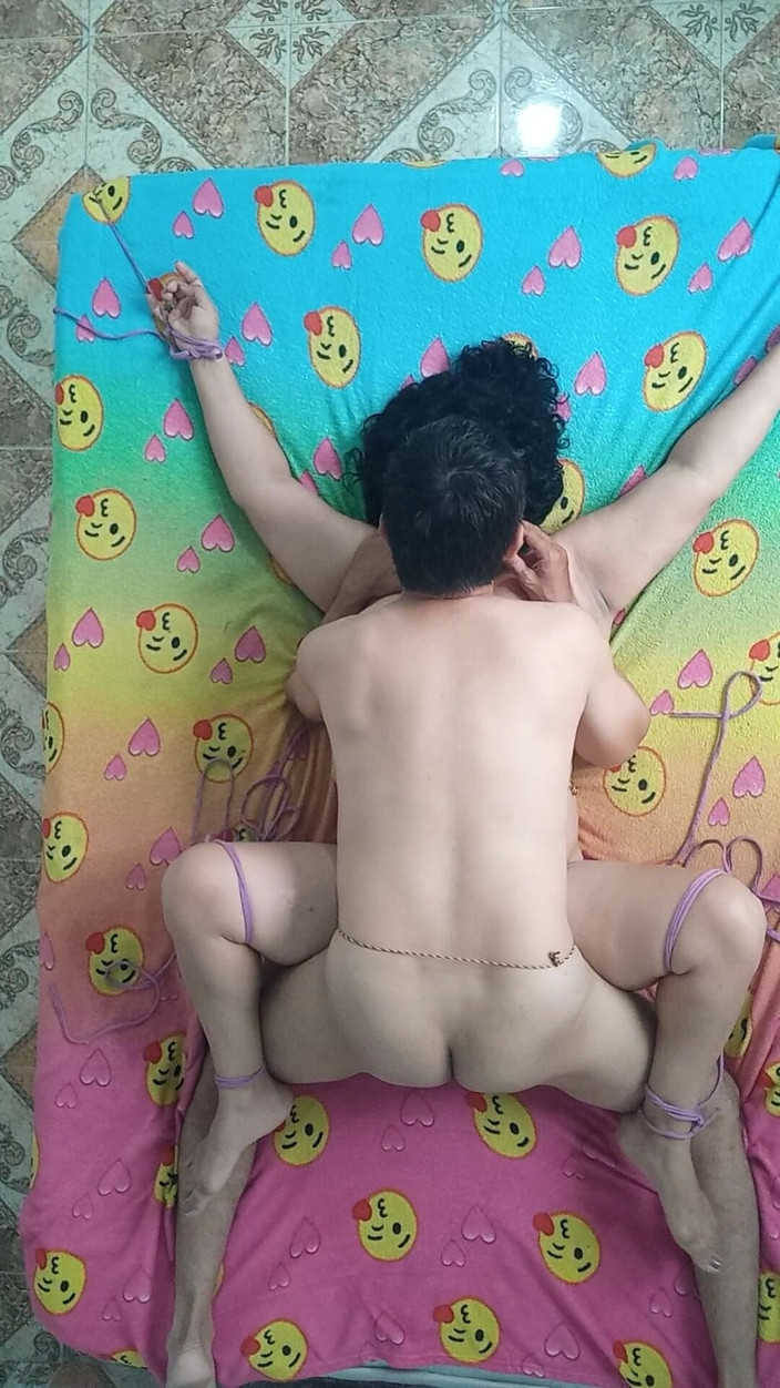 Valkyrie and Luigy Couple: Związany i pieprzony