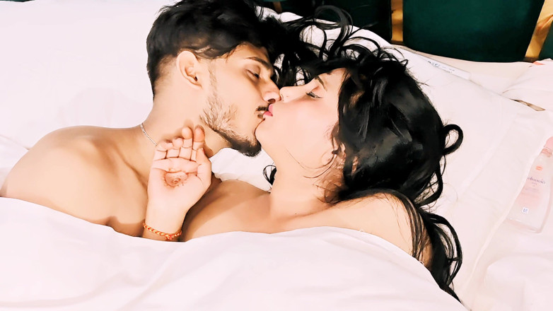 BabyTina2: Indian Desi Couple Hardcore Sex Morning and Fucking Video ( Hindi...