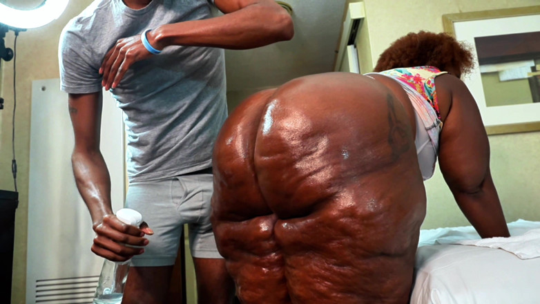 OneUp_Close: Eksklusif duduk muka pertama saya