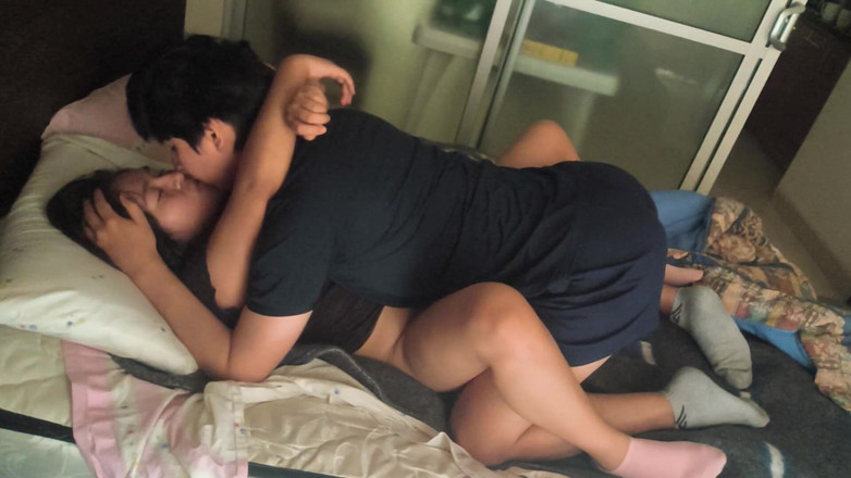 Moo DBOXXX: Inseminând prietena mea creștină de 18 ani, iubitul ei nu știe nimic