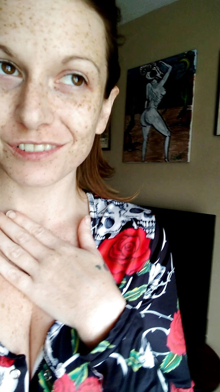 Lady_the_Tramp: Esibizione tette a camionisti