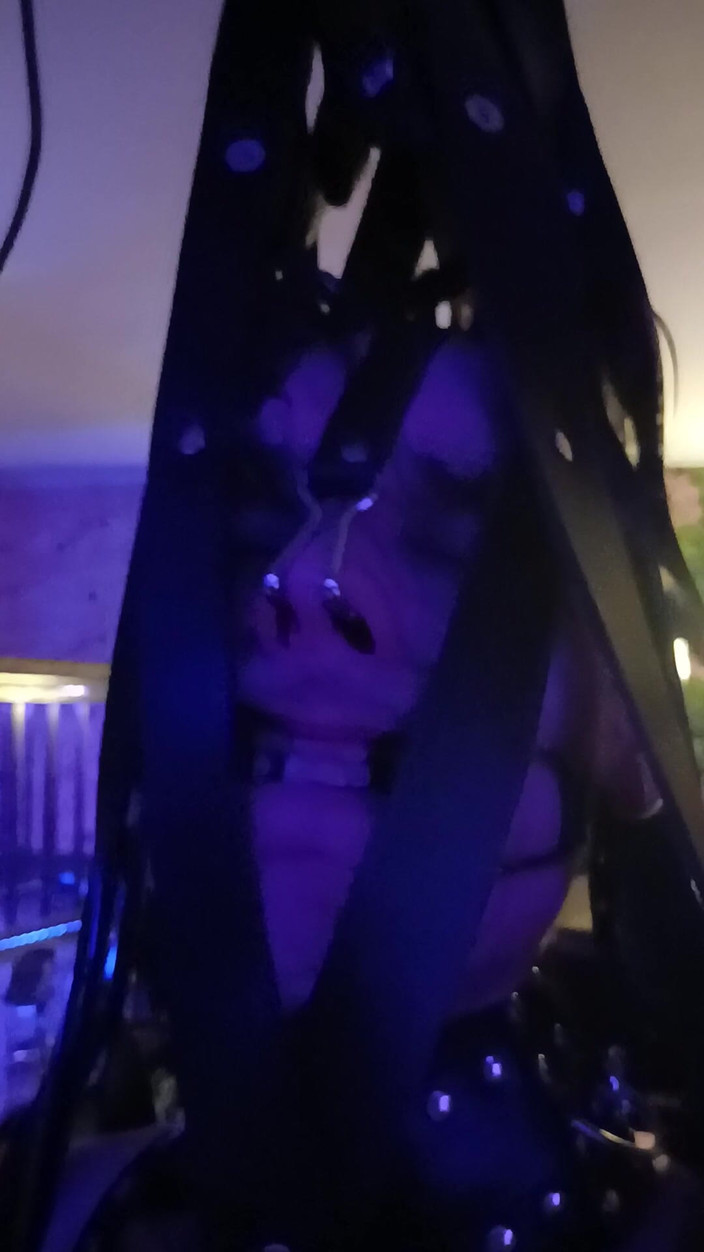 Domina Lady Vampira - SM Studio Femdom Empire: Perbudakan seperti wanita dominan yang aneh xmasgift