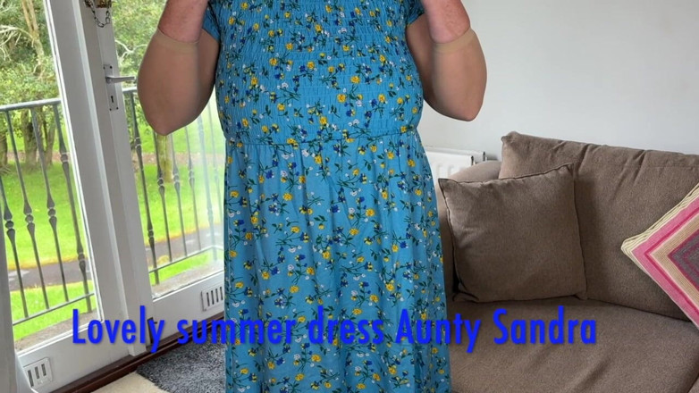 Aunty Sandra vintage girdle queen: Aunty Sandra Layered up Again for You Vgq54
