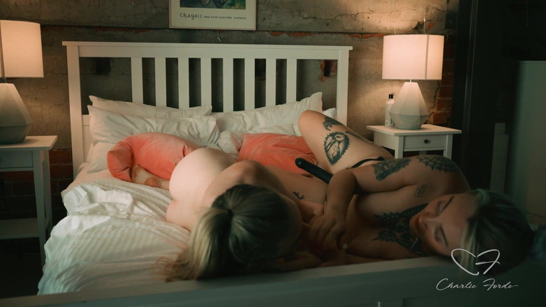 CharlieForde: Unlabelled Featuring Charlie Forde, Violet Devine