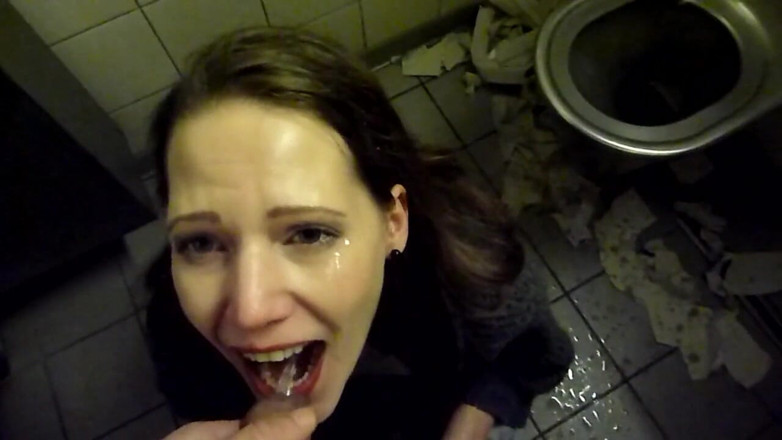 Viktoria Goo: Viktoria Goo - How Deep Can You Sink, How Much Can...