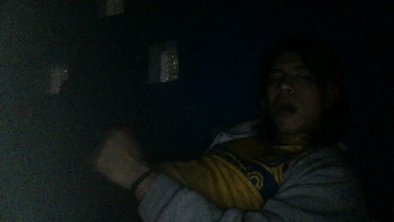 AlexAlejandro13: Lelaki matang pada awal pagi