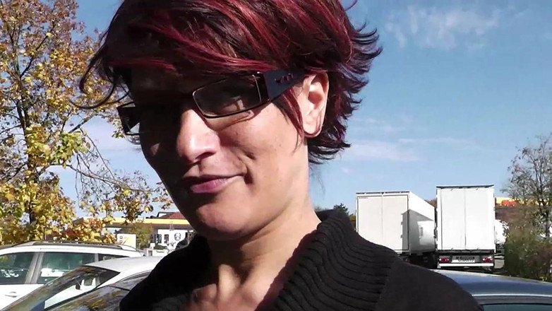 Popp Sylvie: Extrémní polykání spermatu!